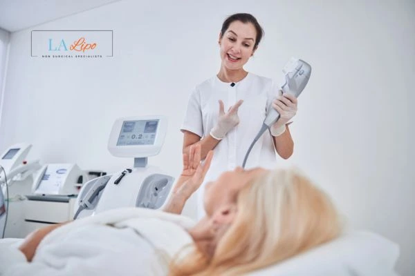 About us at LA Lipo Wimbledon contact our team today!